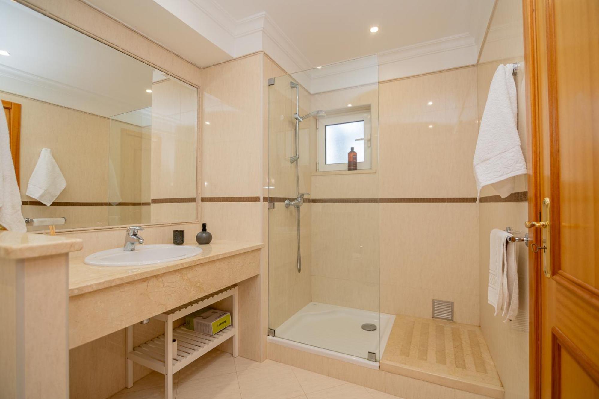 Quinta Da Boa Nova - Cheerful And Spacious 2-Bedroom Duplex เอสโตเบอร์ ภายนอก รูปภาพ